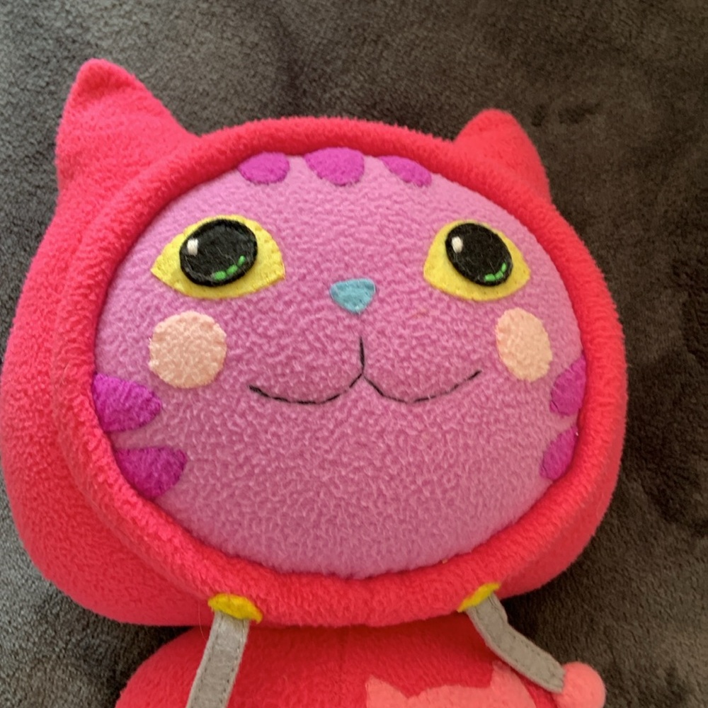 16 D J Catnip, Gabby’s house character, custom made stands alone detailed stuffy - Picture 3 of 4